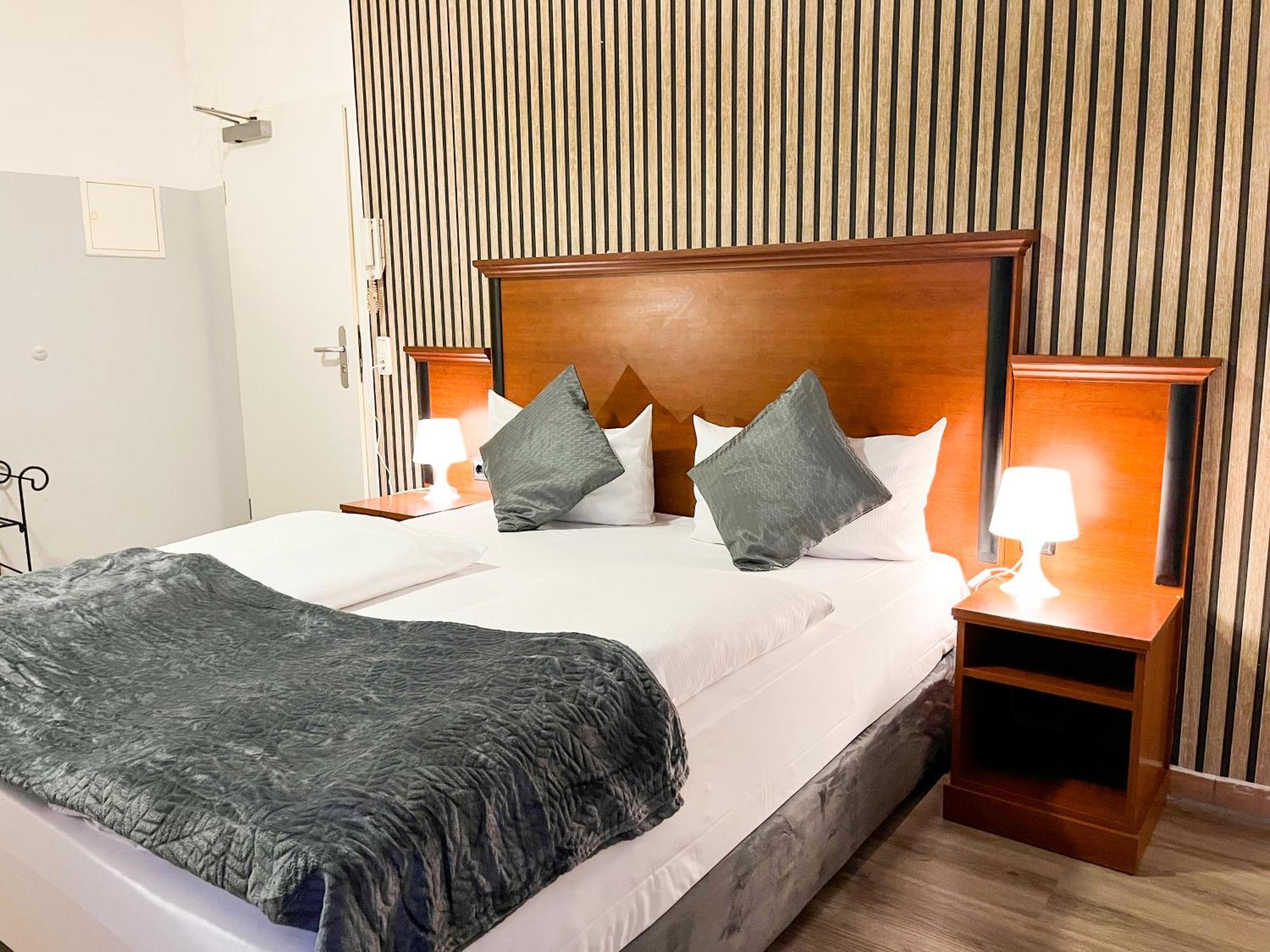 City Hotel West Φραγκφούρτη Εξωτερικό φωτογραφία